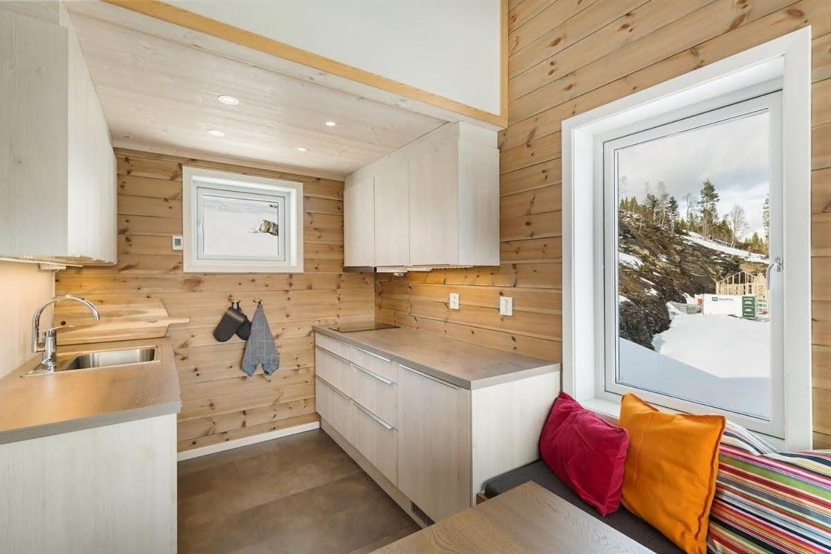 Tiny Mountain Cabin With A Panoramic View Giljane 외부 사진