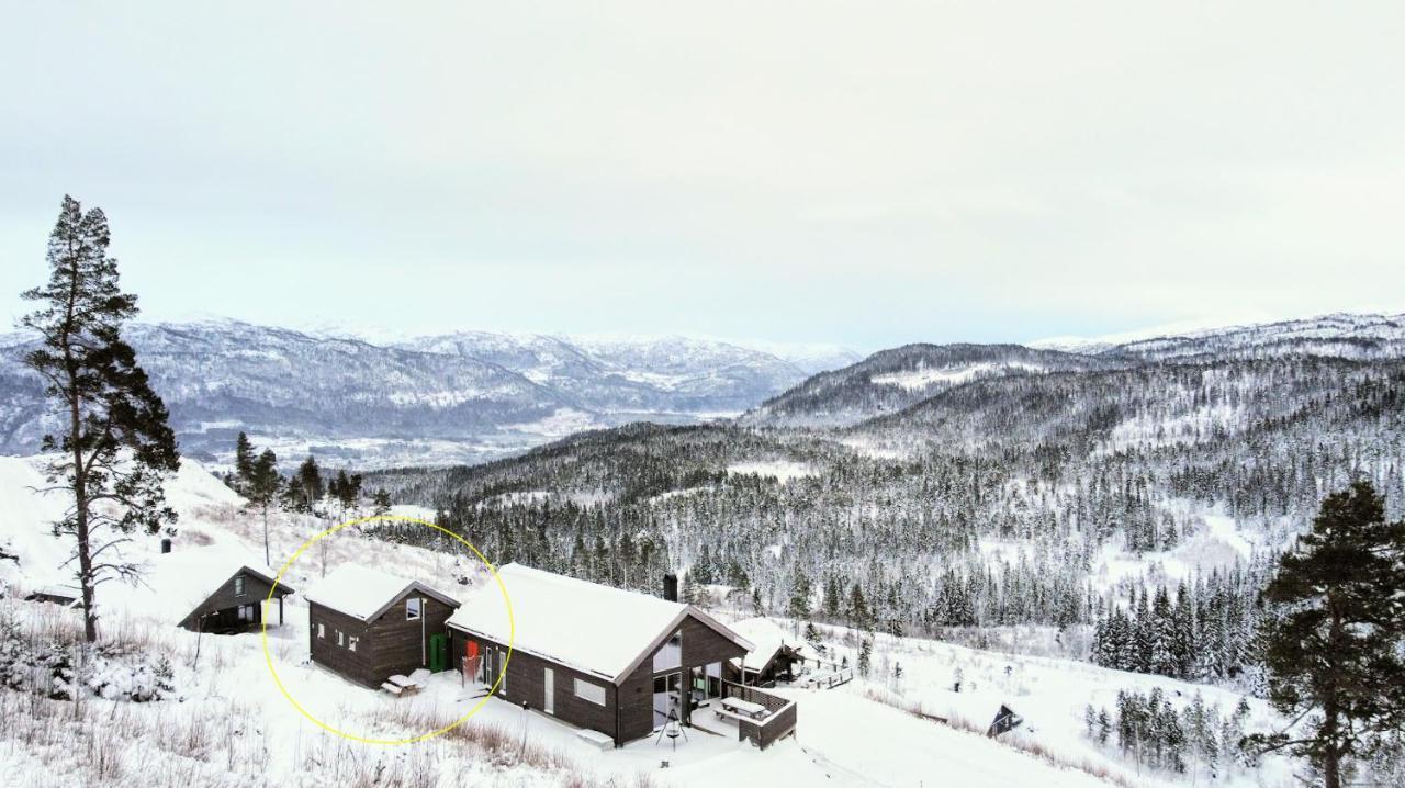Tiny Mountain Cabin With A Panoramic View Giljane 외부 사진